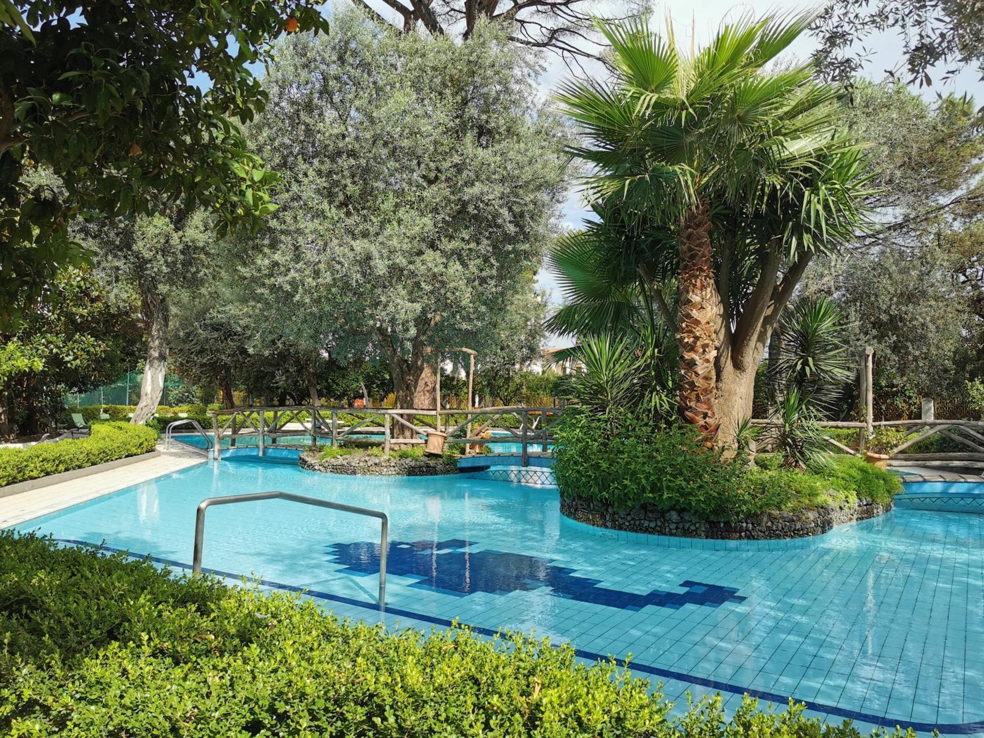 Casa Mar - Elegant Apartment With Pool And Panoramic Terrace In The Heart Of 소렌토 외부 사진