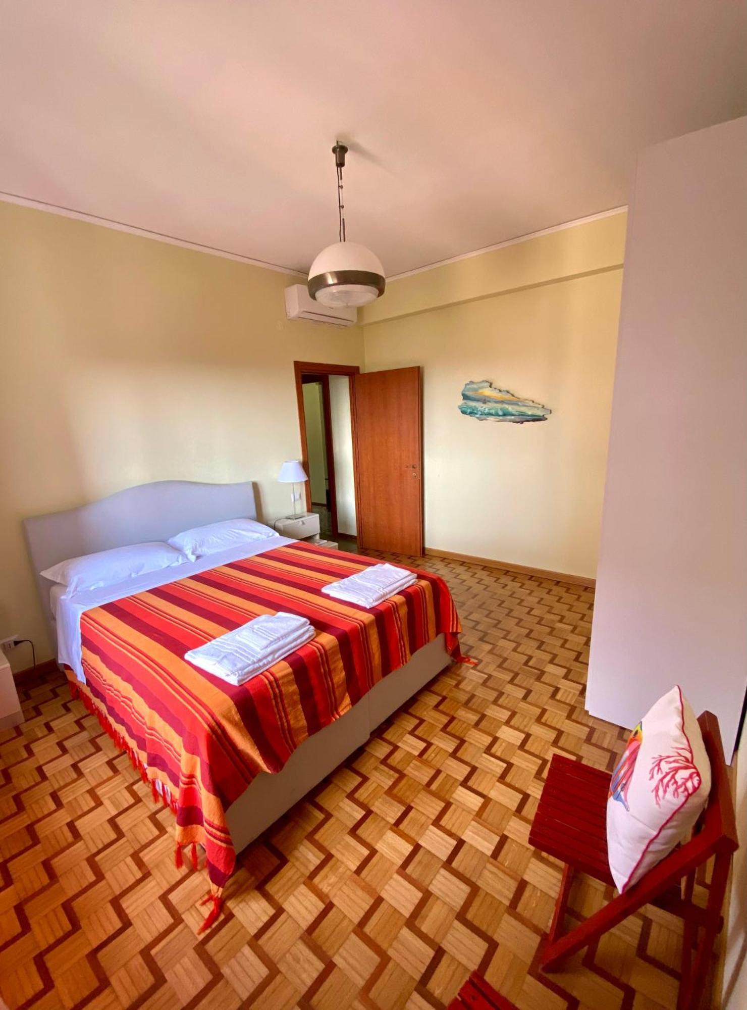 Casa Mar - Elegant Apartment With Pool And Panoramic Terrace In The Heart Of 소렌토 외부 사진
